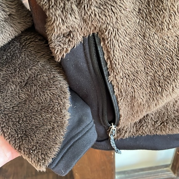 Old School Mountain Hardware Teddy Fleece - Picture 3 of 4